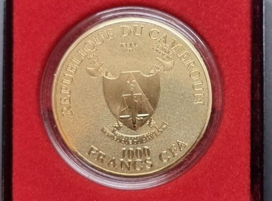 Монета 🇨🇲 Камерун 1000 франков CFA 2019 г. (Black Swan)
