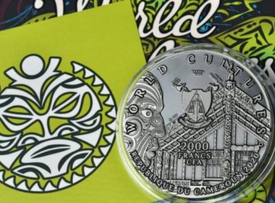 Монета 🇨🇲 Камерун, 2000 франков 2020 год. «Культура маори — Хака»